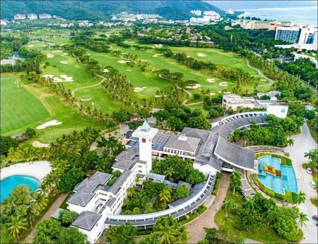 Картинка Yalong Bay Golf Resort 4*